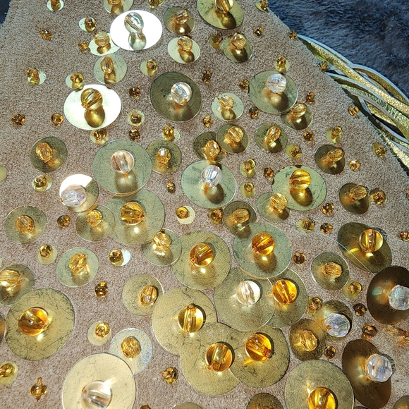 New BEBE Sequin Beads Heart Shaped Faux Leather Wristlet Zippered Bag Tassel Zip - Picture 4 of 16